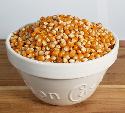 50 libras de granos de palomitas de maíz sin reventar en forma de hongo